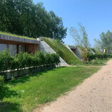 Zeeuwse Dijksuite Kortgene Exterior photo